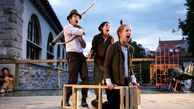 Globus Hystericus: Pot v Tadam