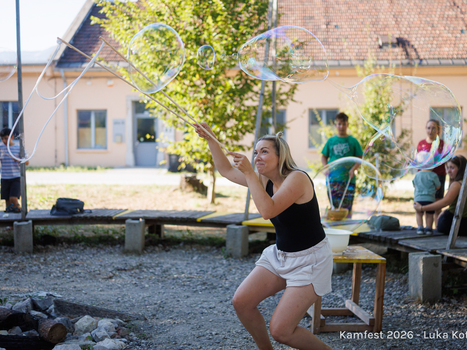 27375_kf2026_lukakotnik_kamfest_2026_dan_08_luka-kotnik-011.jpg